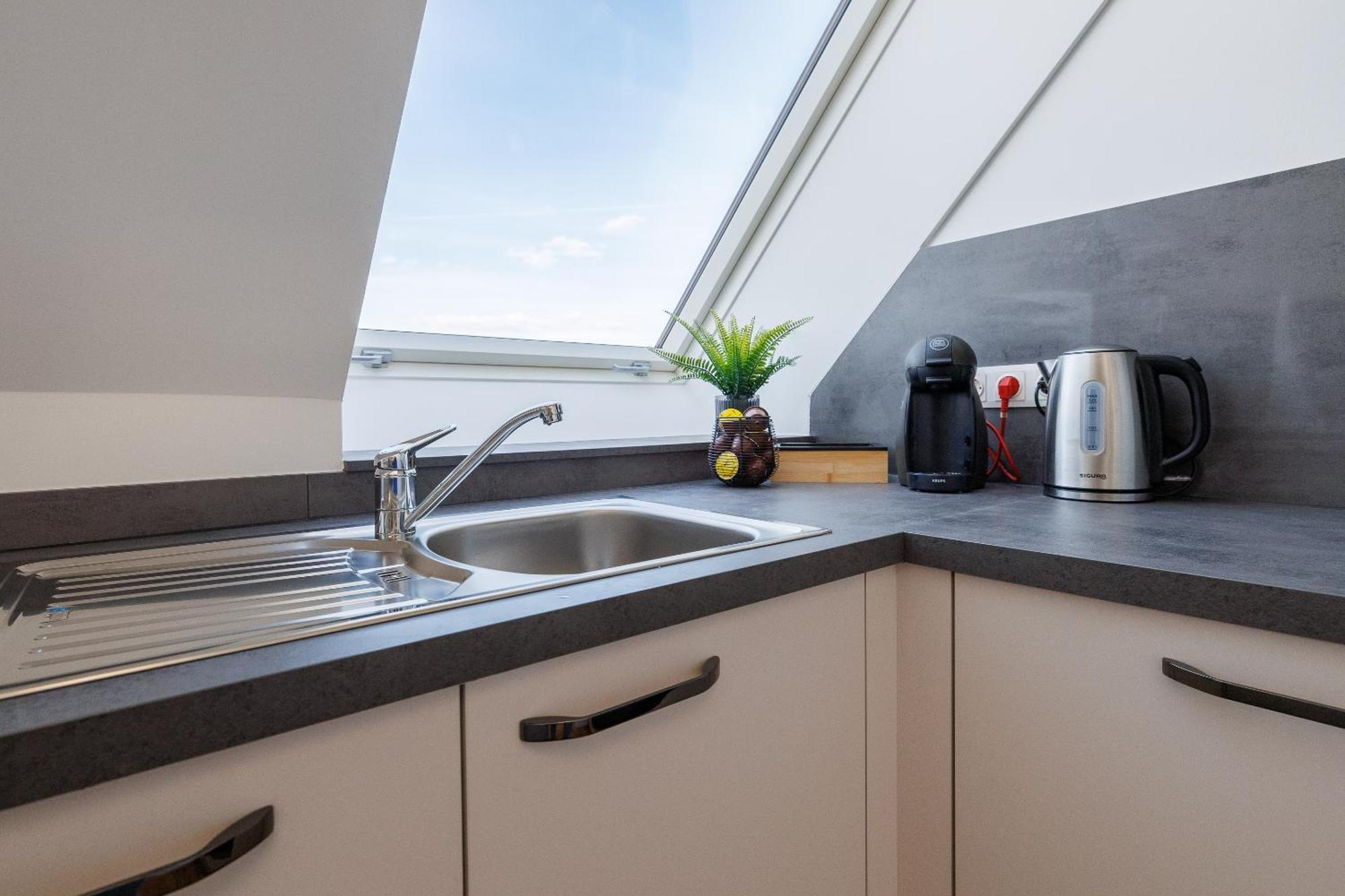 Symphony Apartments 38 - Modern Loft With Terrace And Grill In Central Location Viena Exterior foto